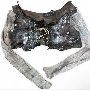 Distressed Long Sleeve Crop Top